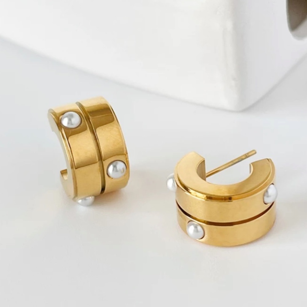 Huggie Chunky hoops